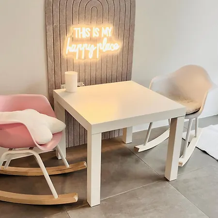 Lilamoon Dortmund Flughafen Parkplatz Netflix 80qm Erdgeschoss Apartment Unna
