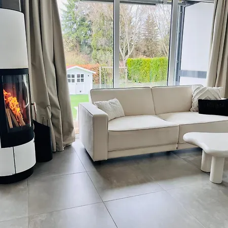Lilamoon Dortmund Flughafen Parkplatz Netflix 80qm Erdgeschoss * Unna