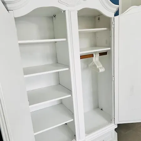Lilamoon Dortmund Flughafen Parkplatz Netflix 80qm Erdgeschoss *