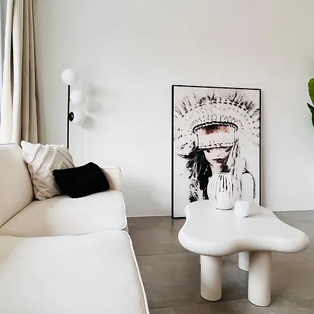 Lilamoon Dortmund Flughafen Parkplatz Netflix 80qm Erdgeschoss Daire