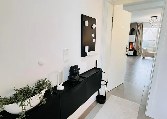 Lilamoon Dortmund Flughafen Parkplatz Netflix 80qm Erdgeschoss Appartement Unna