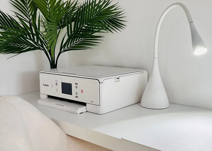 Lilamoon Dortmund Flughafen Parkplatz Netflix 80qm Erdgeschoss Appartement