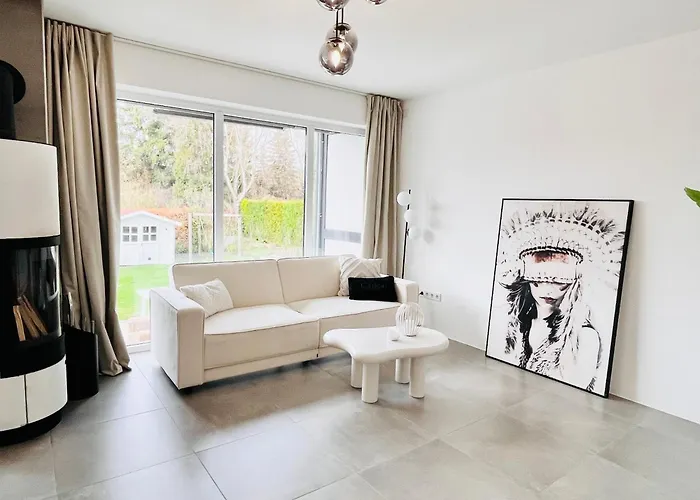 Lilamoon Dortmund Flughafen Parkplatz Netflix 80qm Erdgeschoss Appartement Unna