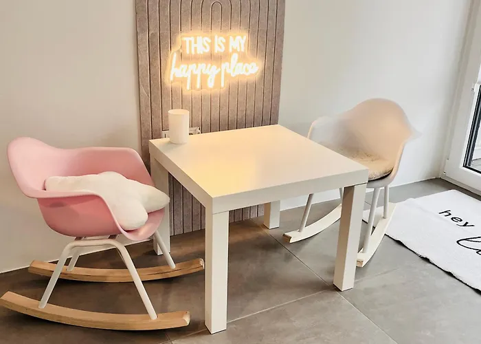 Lilamoon Dortmund Flughafen Parkplatz Netflix 80qm Erdgeschoss Appartement Unna