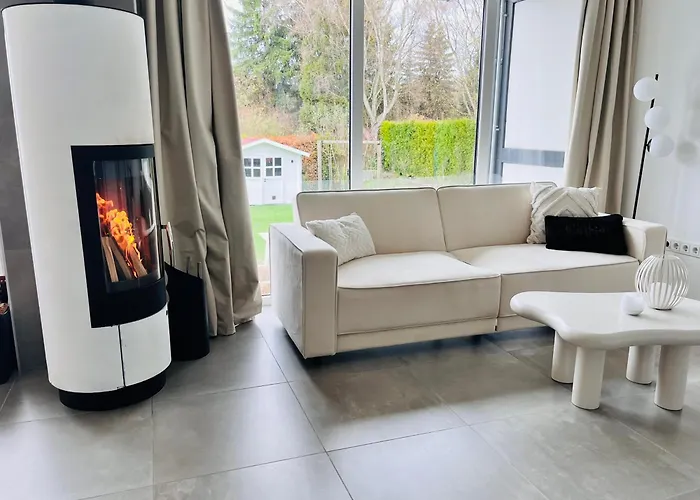 Lilamoon Dortmund Flughafen Parkplatz Netflix 80qm Erdgeschoss * Unna