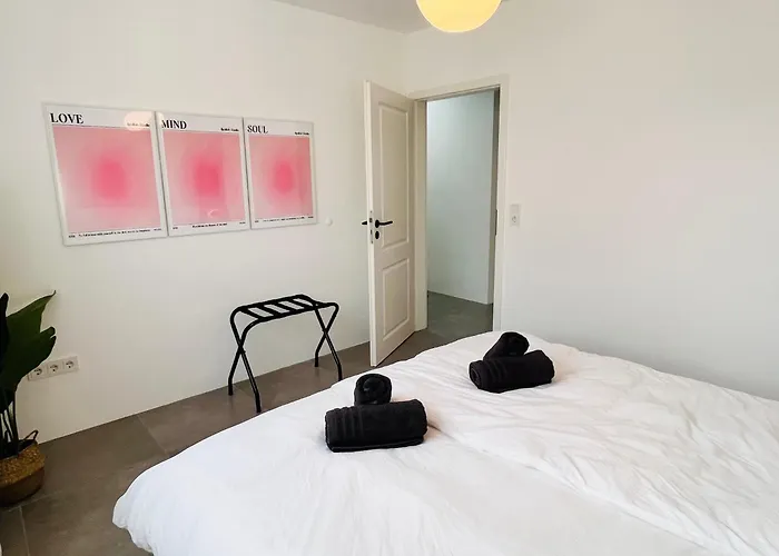 Appartement Lilamoon Dortmund Flughafen Parkplatz Netflix 80qm Erdgeschoss Unna