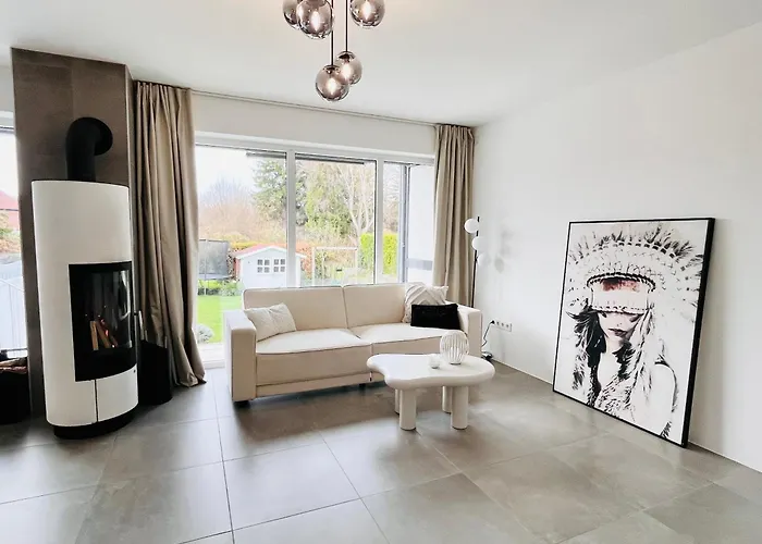 Lilamoon Dortmund Flughafen Parkplatz Netflix 80qm Erdgeschoss Unna